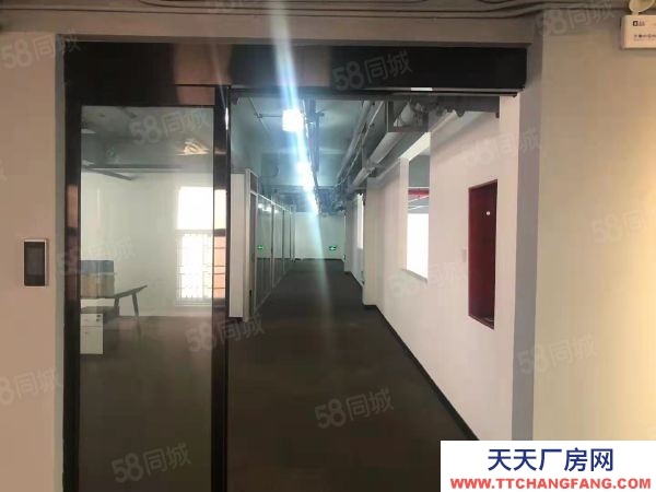 南京市 栖霞新港开发区独栋厂房工业用地两证齐全层高8米