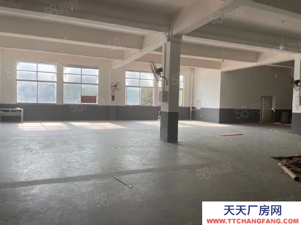 长沙市天心区 中意路，标准厂房出租售，可做仓库展厅办公