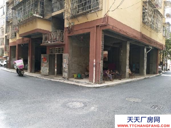 益阳市资阳区可出租出售 桥北好吃一条街金花湖小区 仓库 350平米