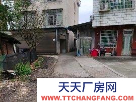 常德市鼎城区华邦新付食城附近，西站社区7组，仓库大约170平米