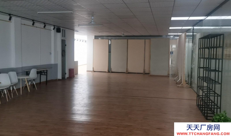 (出租)西安雁塔 独门独院，环境优美安静，院子位置沿街交通便利。