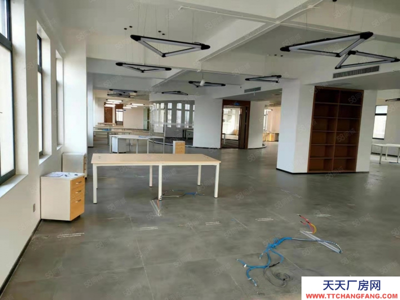 (出租) 西安高陵全新标准办公室，宿舍1000平对外出租