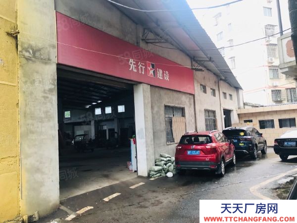 岳阳市岳阳楼区  岳阳花板桥理工学院对面 仓库出租 马路边进车方便