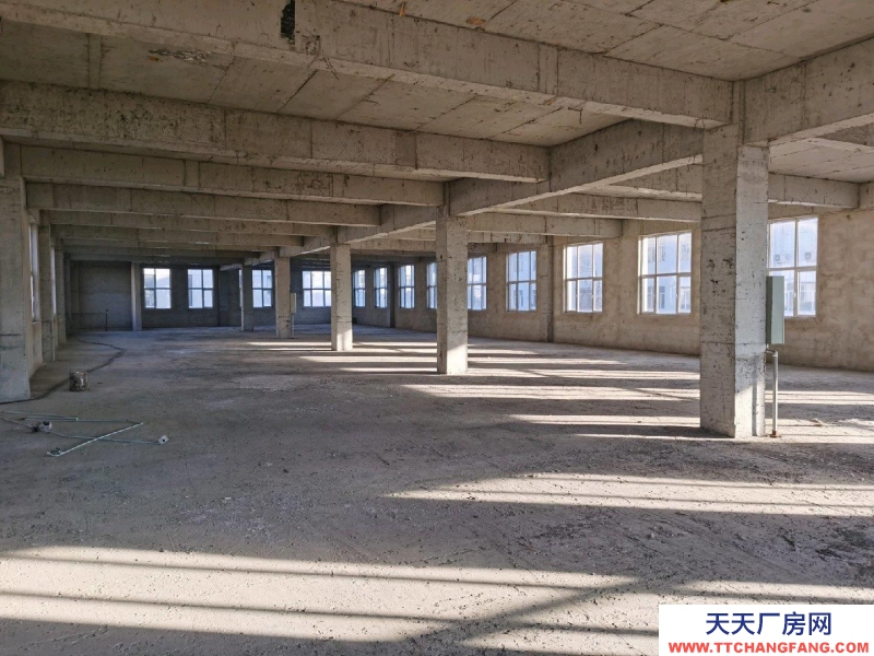 (出租) 鞍山铁西通尊产业园西侧厂房办公楼整体出租