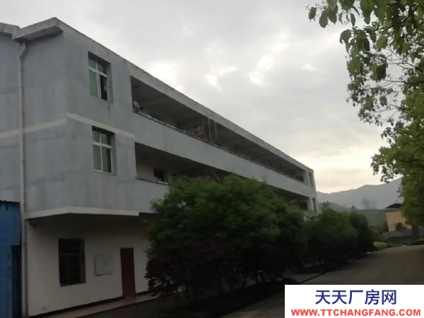 怀化市中方区  位于中方下坪乡下坪村工业区工业出让厂房土地出售，两证齐全