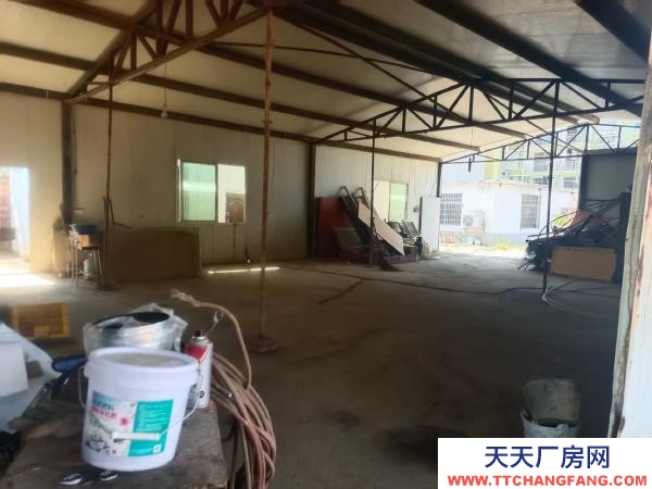 永州市冷水滩区仓库出租 在永州大道主路，办公房屋4间,简易厂房一栋,。水电齐全。